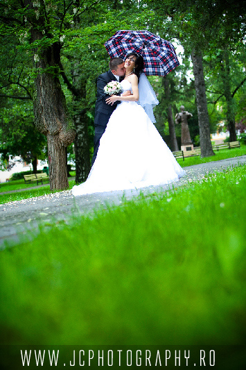 Fotografii nunta Andrada si Deszo, 22 Mai 2010 (25)