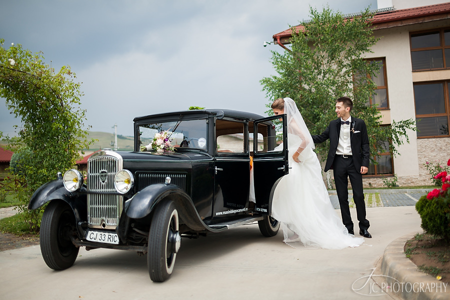 043 Fotografii nunta masina de epoca