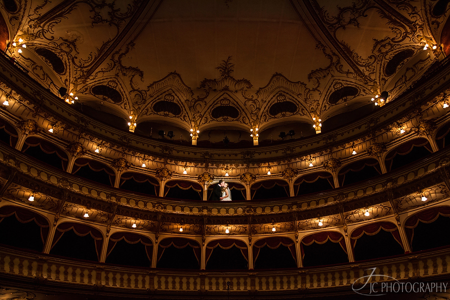 22 teatru Cluj Napoca